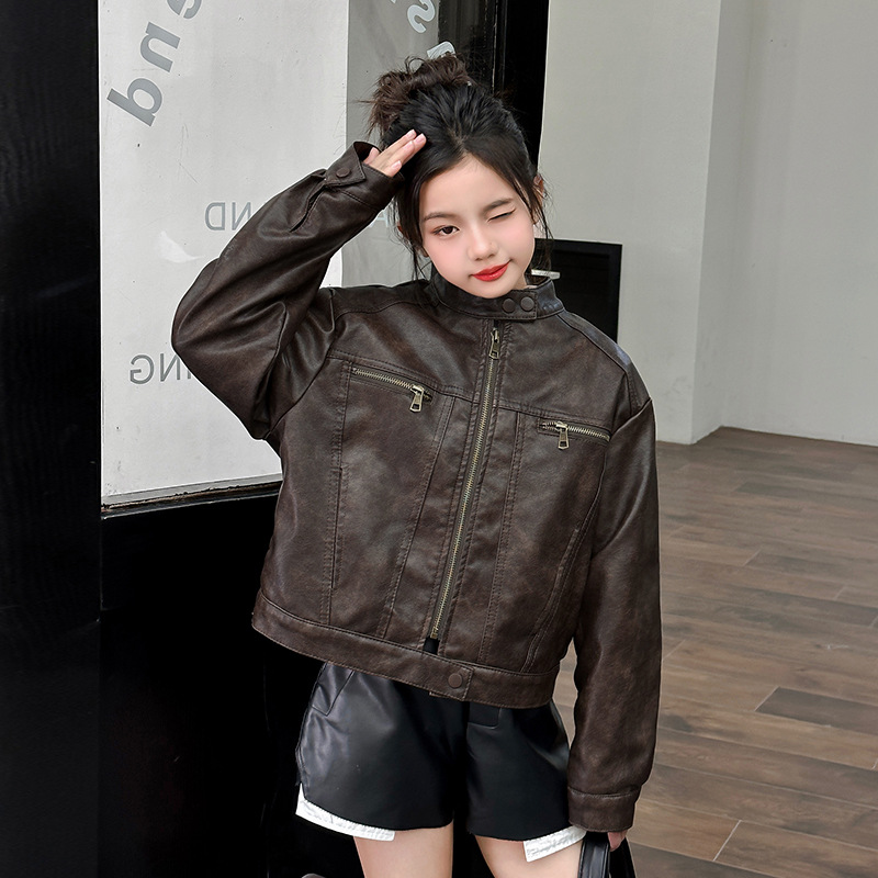 Streetwear Brand Photography - Abrigo impermeable a prueba de viento